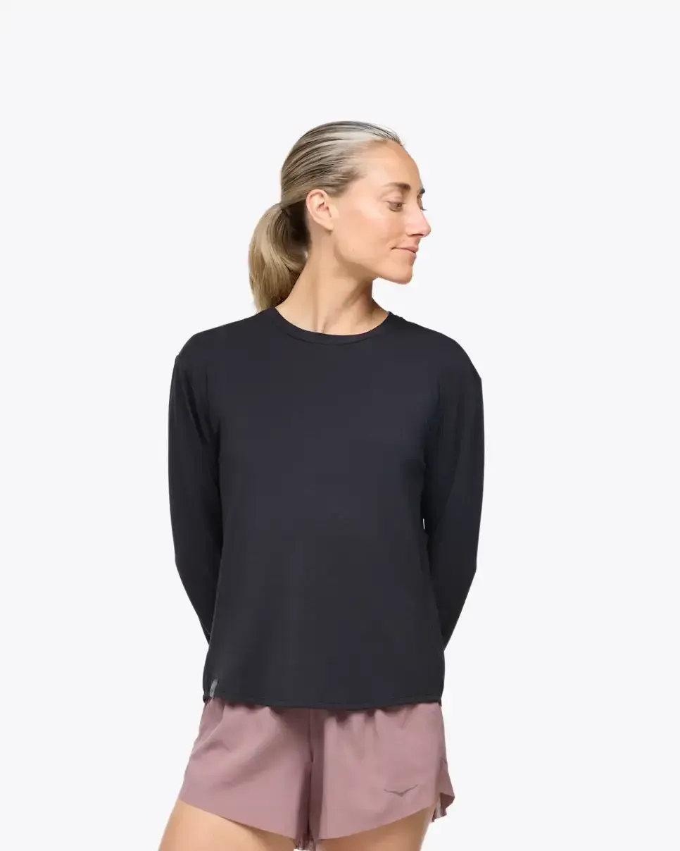 HOKA Essential LS Tee Black